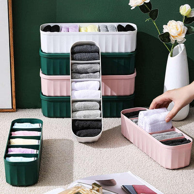 Stackable Foldable Plastic Wardrobe Organizer for Efficient Storage